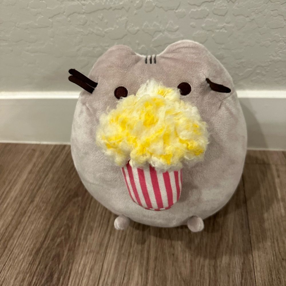 Pusheen Snackabke Popcorn plush‎